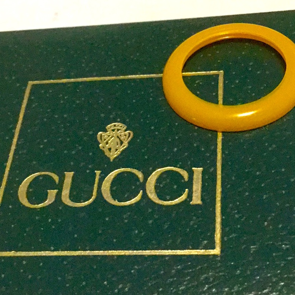 Gucci bezel